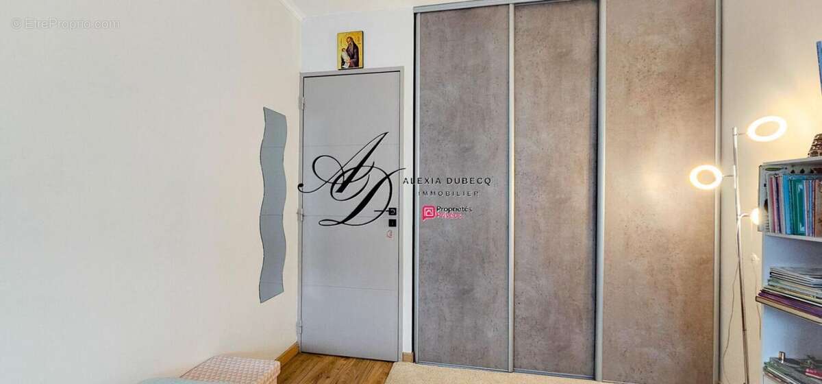 Appartement 4 pièces 80 m² - Rénovation haut de gamme - Champs-sur-Marne - photo 11