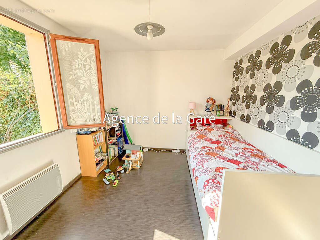 Maison à SARTROUVILLE