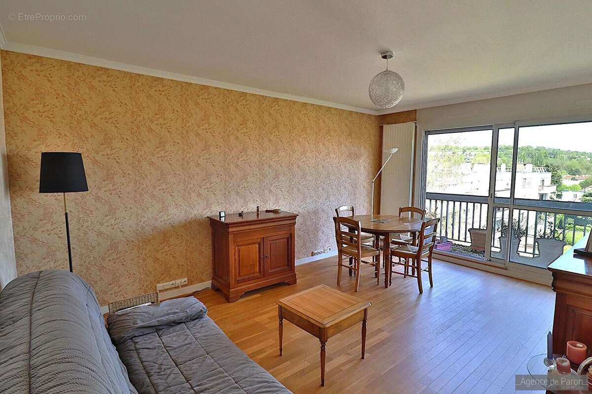 Appartement à CHATENAY-MALABRY