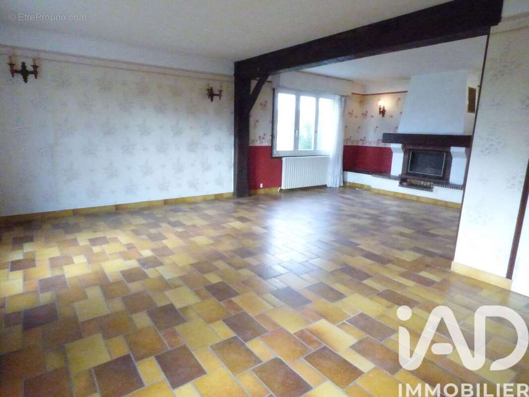 Maison 210 m² à Passy-Grigny  - photo 2