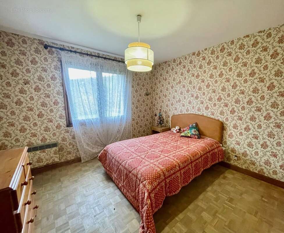 Maison à SAINT-PAUL-DE-JARRAT