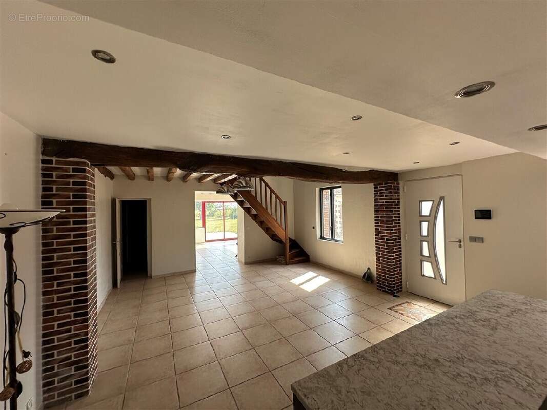 Maison 101 m² à Chateauneuf-En-Thymerais  - photo 4