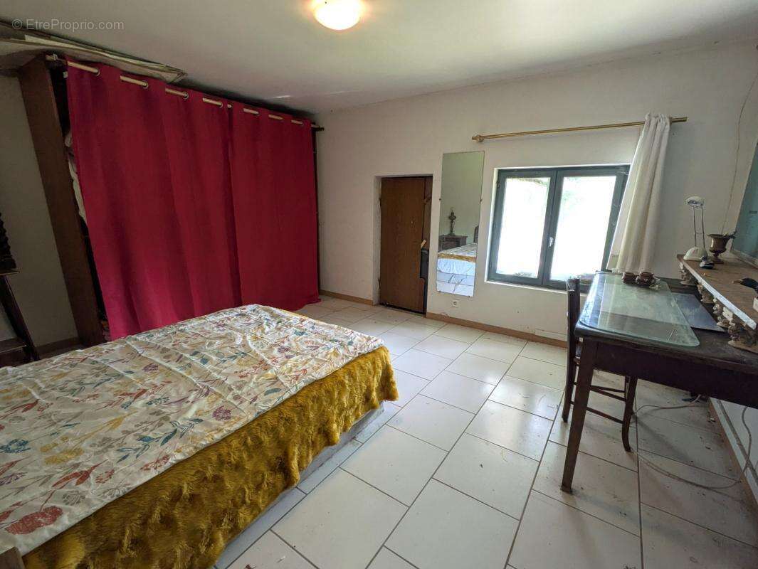 Maison à TREILLIERES