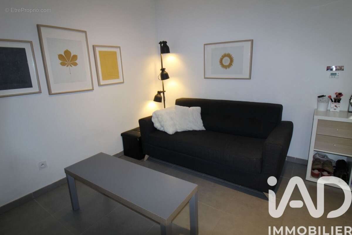 Photo 2 - Appartement à MARSEILLE-4E