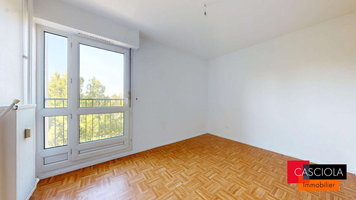 Appartement 85 m² à Metz  - photo 8