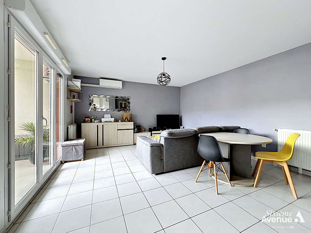 Appartement à FEYZIN