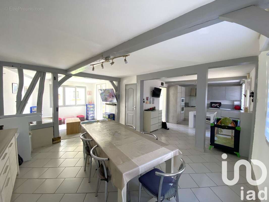 Maison 125 m² à Gaillefontaine  - photo 3