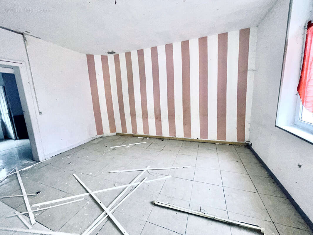 Maison Guise 117.66m2 à Rénover - photo 2