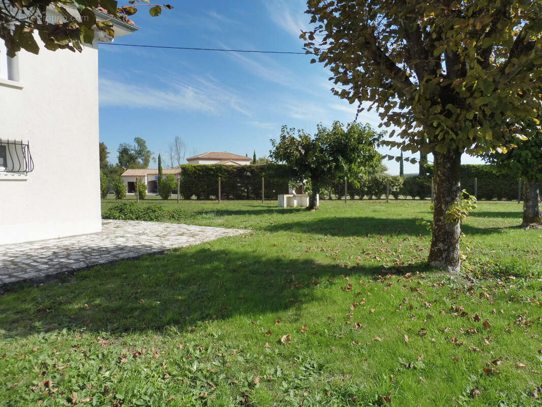 Maison à RIBERAC