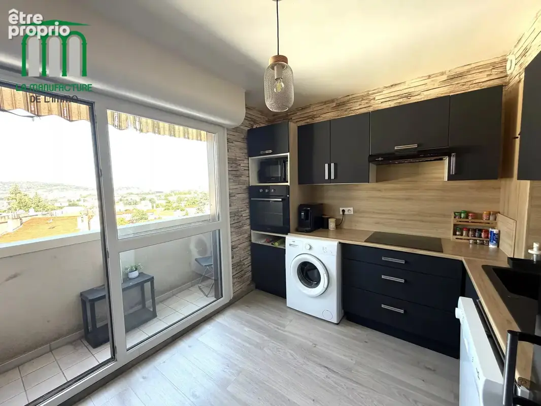 Appartement F4 de 87 m² - balcon - dernier étage - cave et garage / Monthieu prox. steel - photo 2