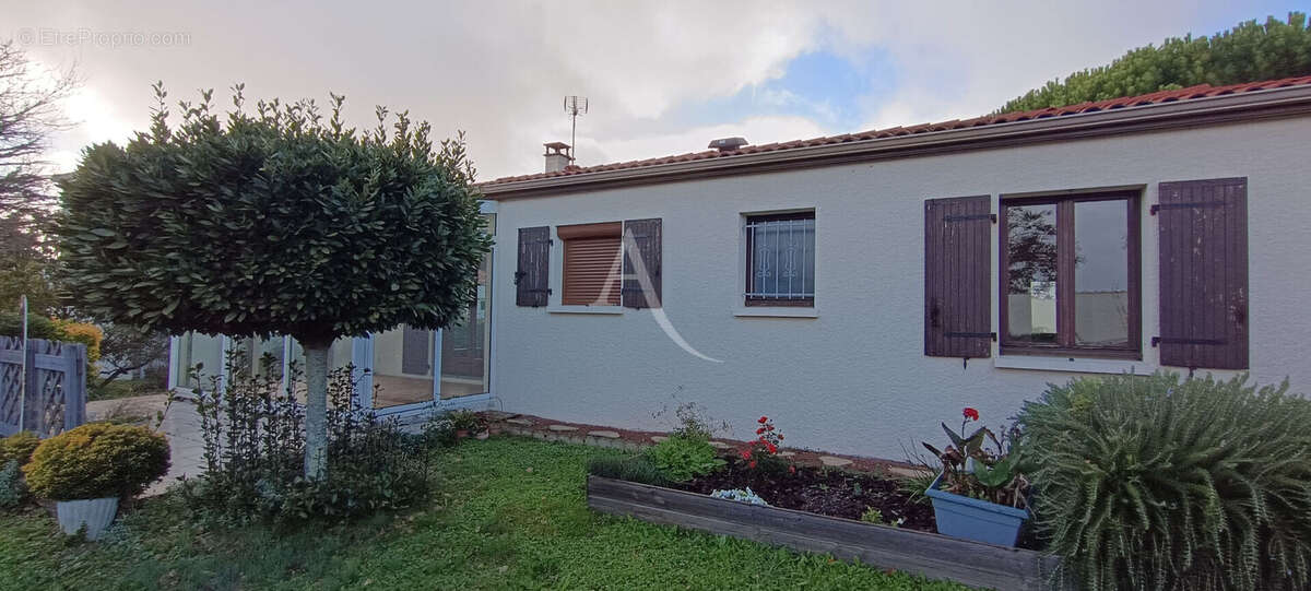 Maison à PORT-DES-BARQUES