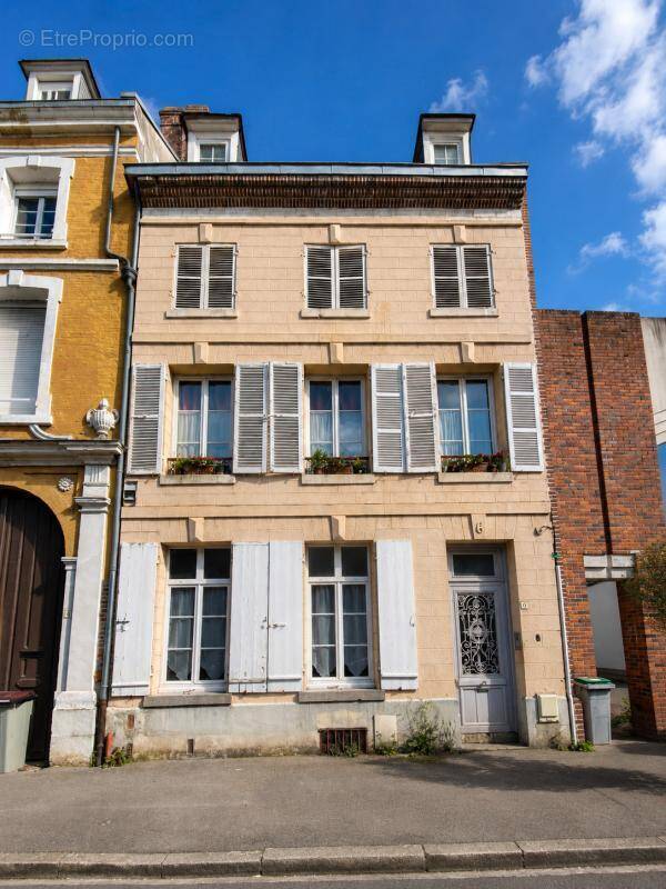 Appartement à ABBEVILLE