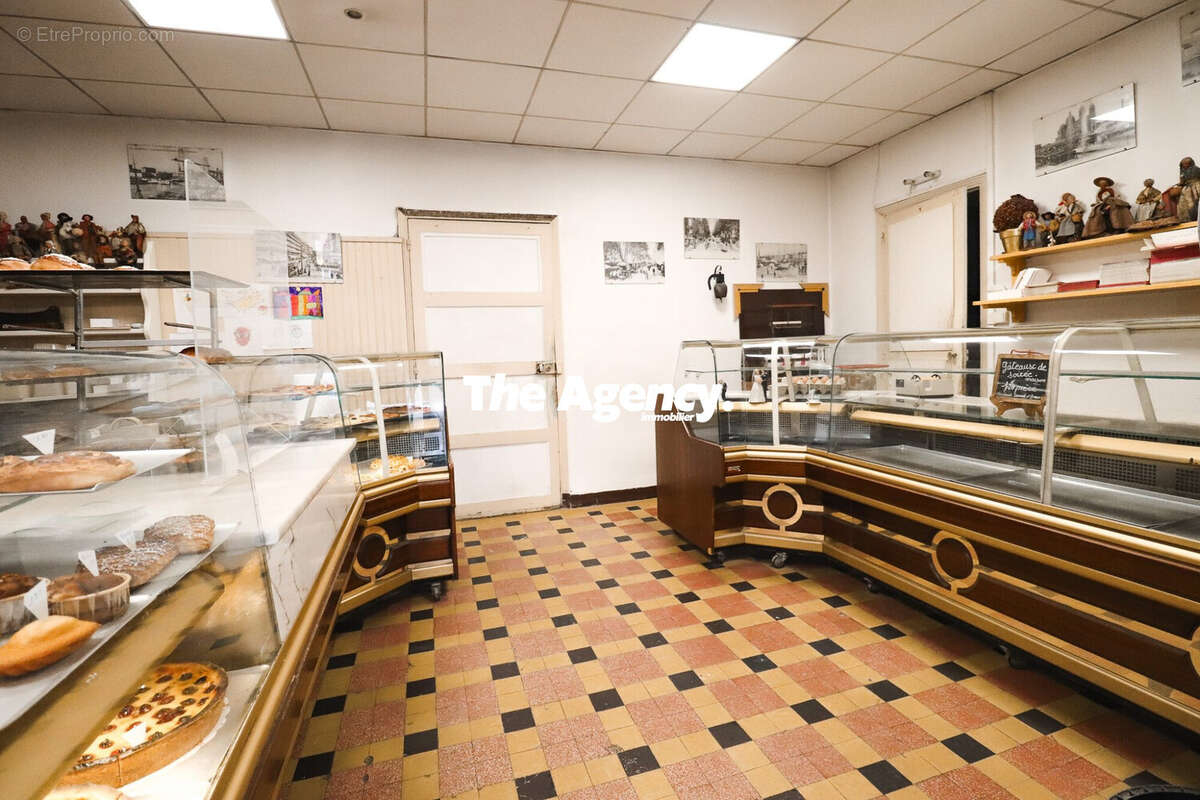 Autre à MARSEILLE-10E