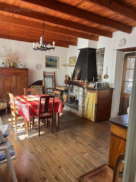 Maison en pierre de plain-pied à Montauban-sur-Ouvèze - photo 3