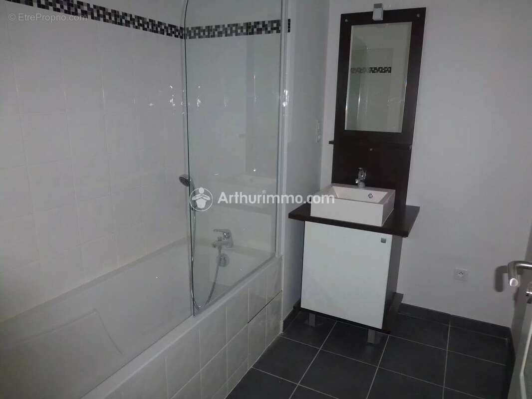 Appartement à SAINT-JEAN-D&#039;ANGELY