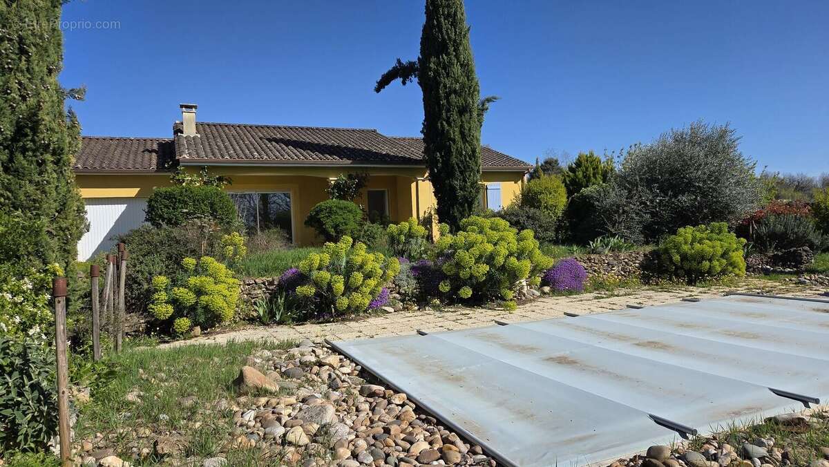 20260327153703 - Maison à COUX-ET-BIGAROQUE