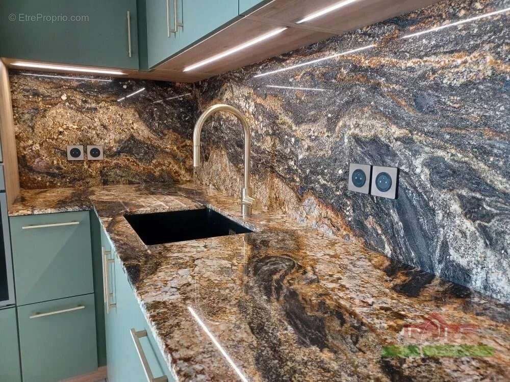 Appartement à CALUIRE-ET-CUIRE