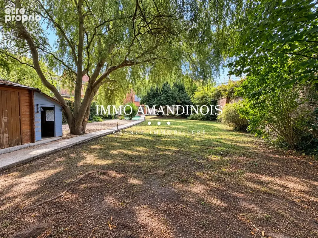 St Amand centre, rare maison de 185 m2, jardin et accès voiture arrière - photo 17
