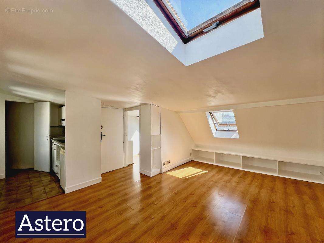 Appartement à PARIS-7E