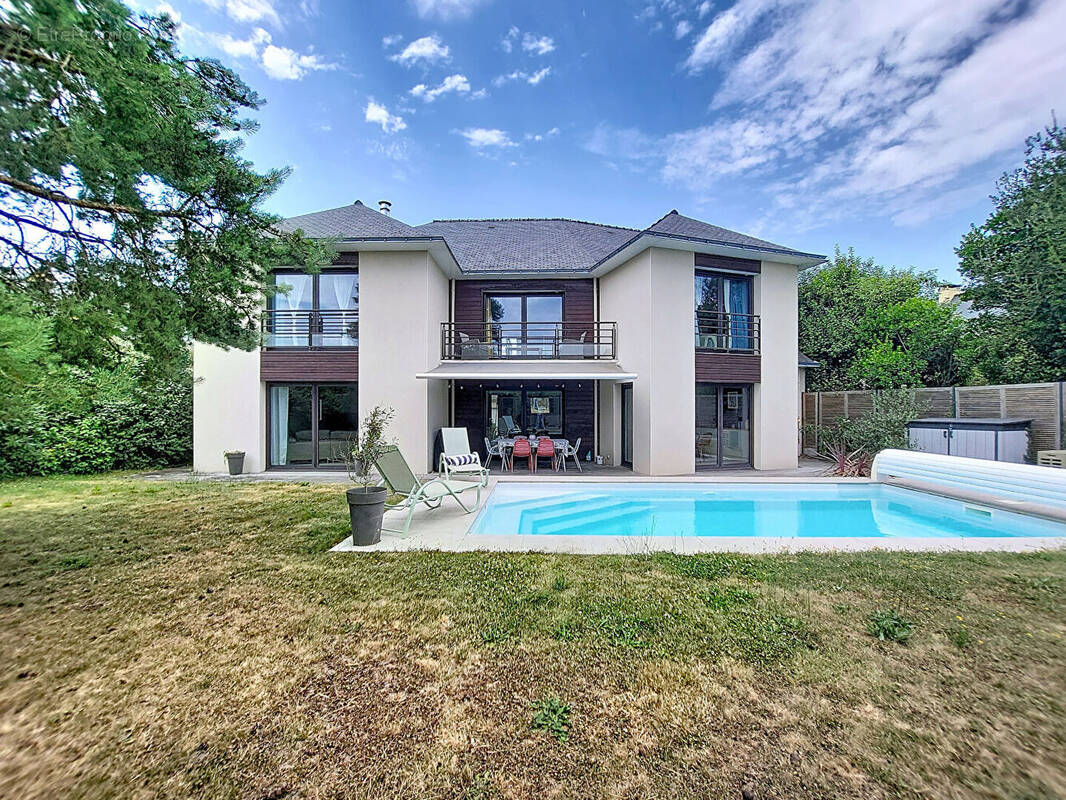 Maison à CARQUEFOU
