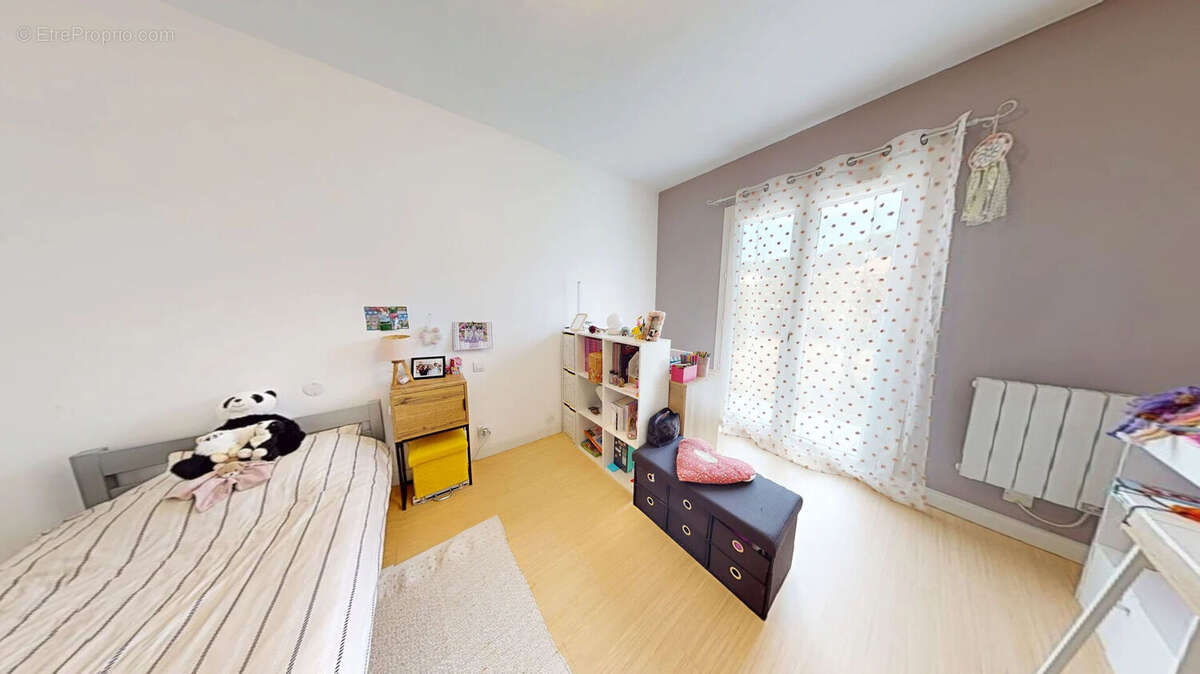 Spacieuse maison familiale de 146 m² à Cournanel - photo 9