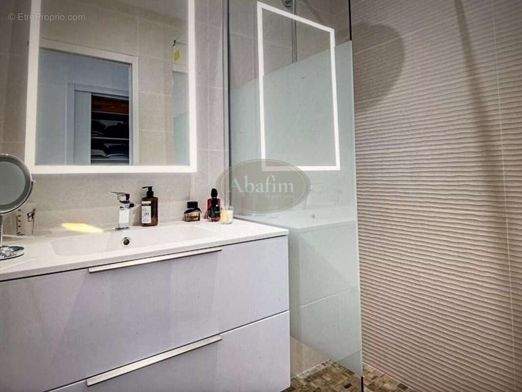 Maison à LA TURBALLE