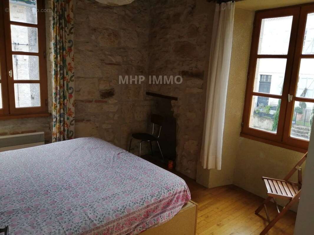 Appartement à CASTELNAU-DE-MONTMIRAL