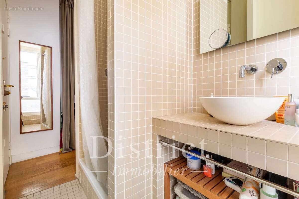 Appartement à PARIS-4E