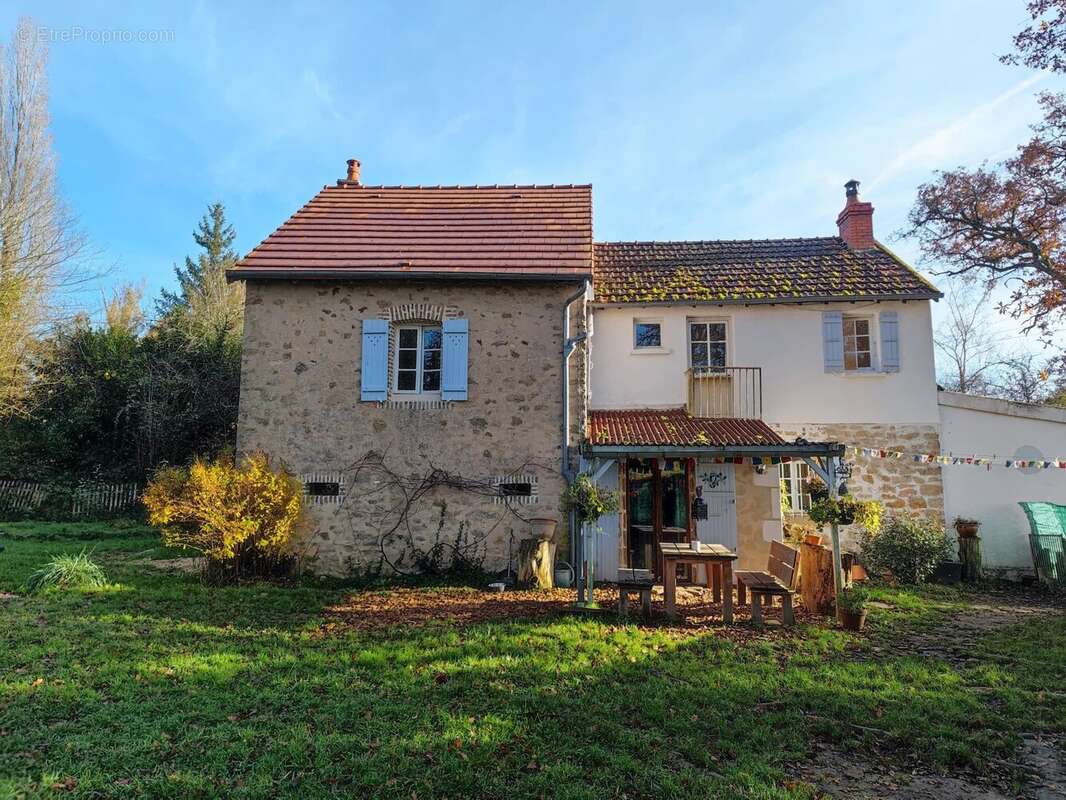 Maison à SAINT-HONORE-LES-BAINS