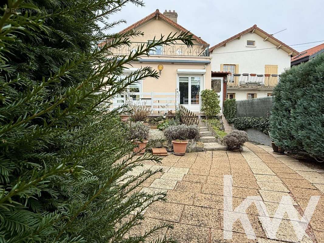 Maison à CLERMONT-FERRAND