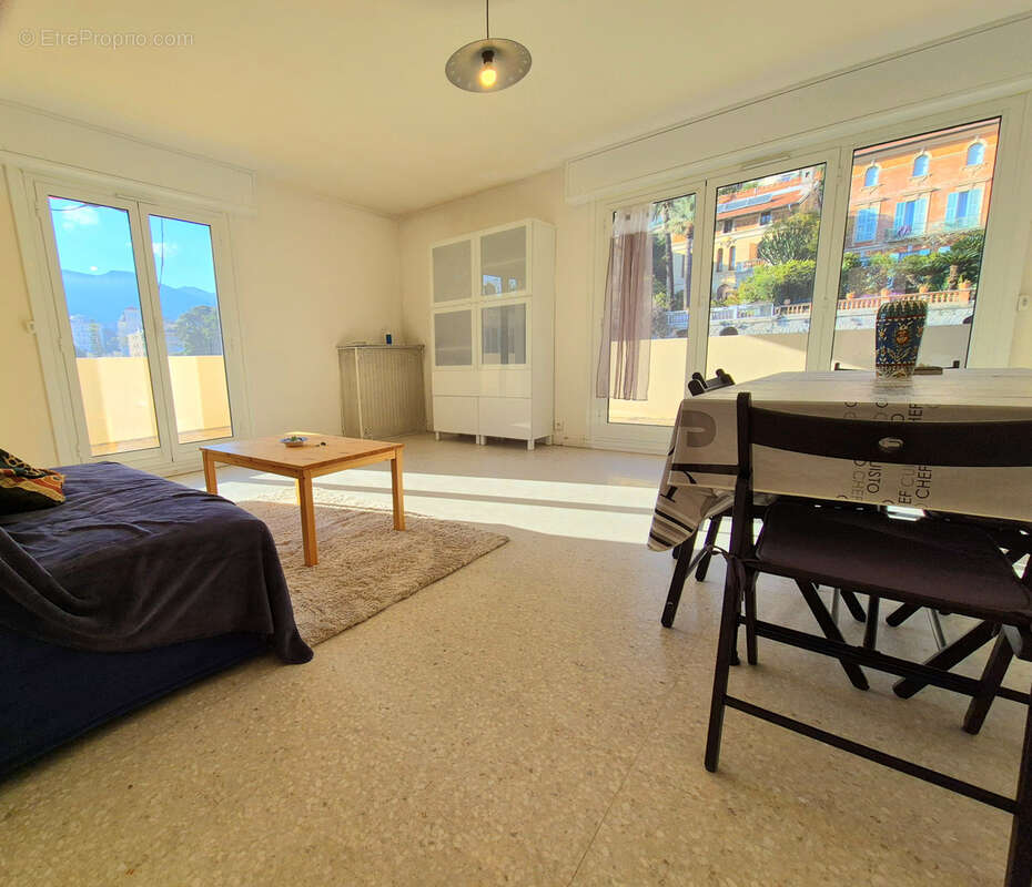 Appartement à MENTON