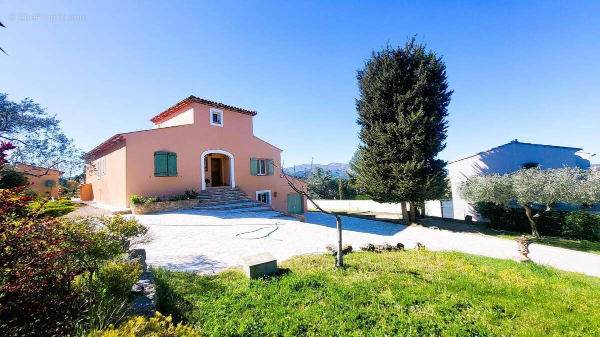 Photo 2 - Maison à MARSEILLE-11E