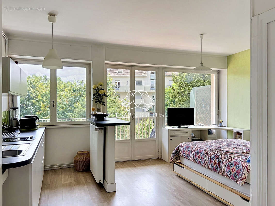 Appartement à LYON-5E