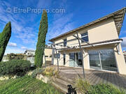 Maison à PEYZIEUX-SUR-SAONE