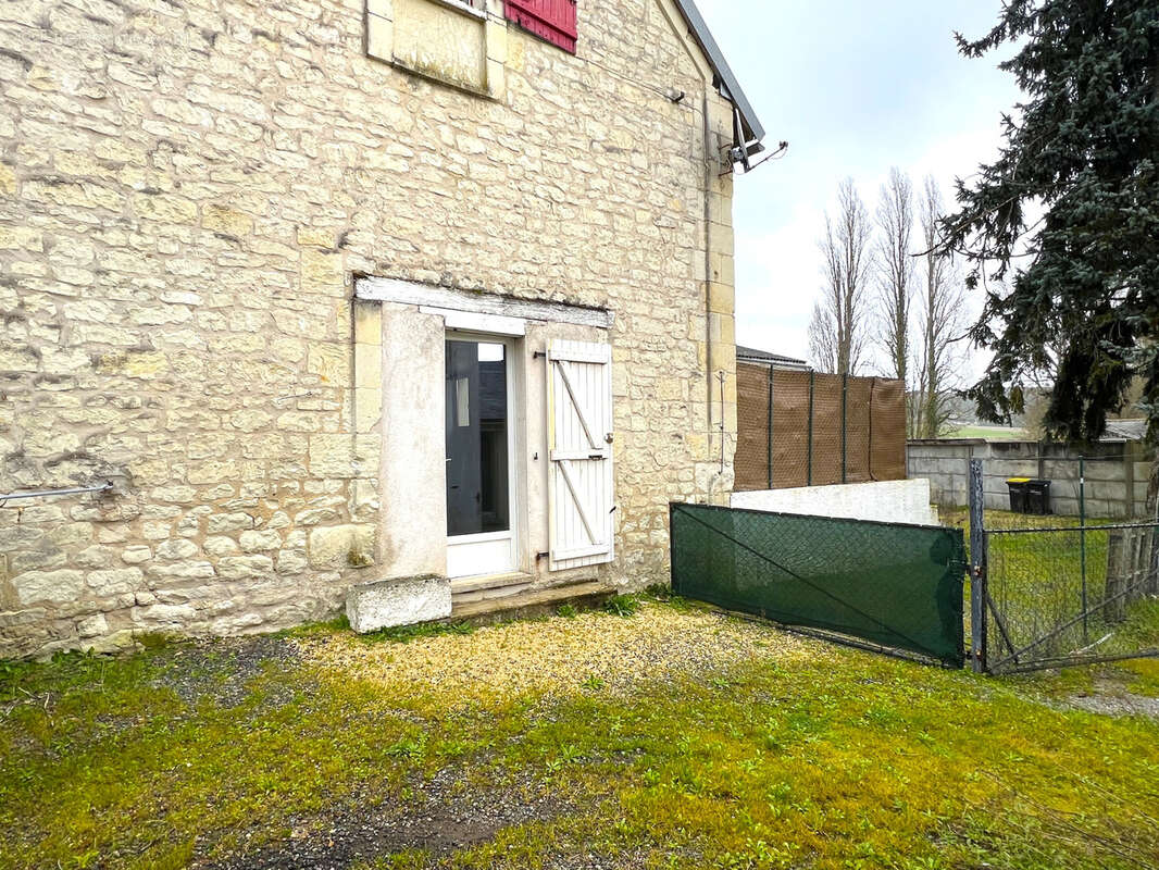 Maison à USSEAU