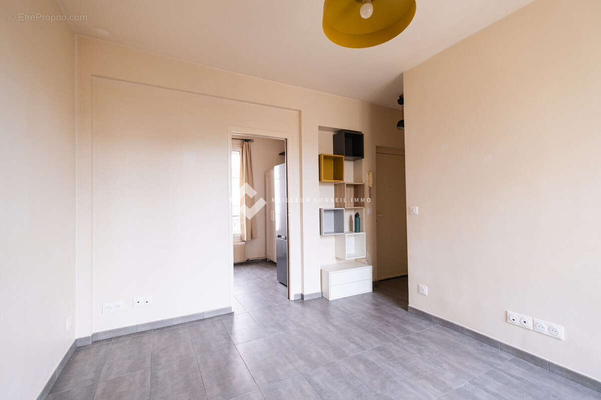 Appartement 25 m² à Paris-14e  - photo 4