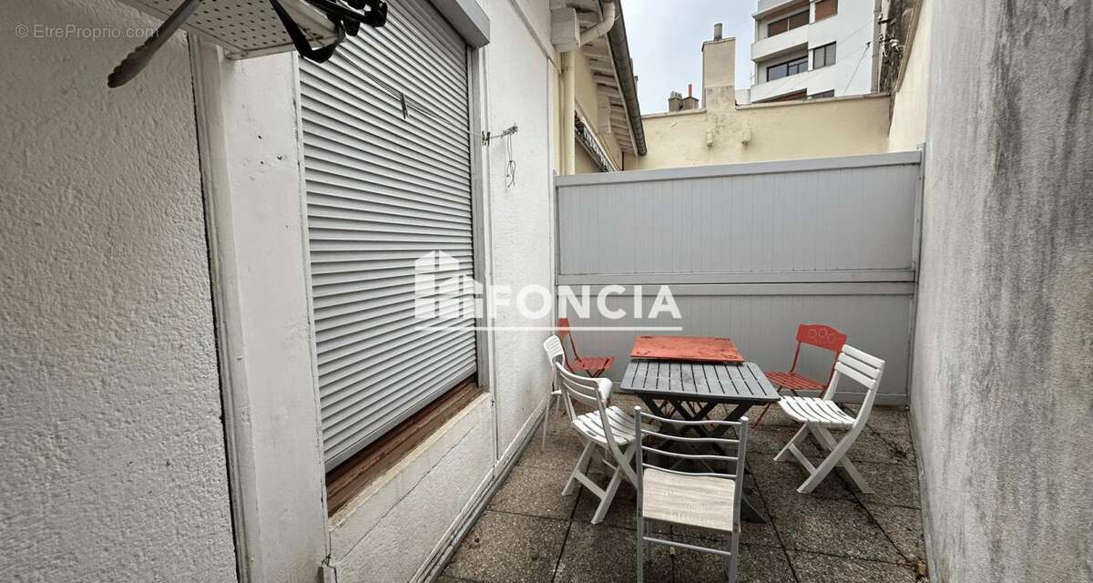 Appartement à SAINT-ETIENNE