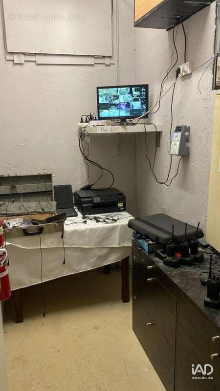 Photo 8 - Commerce à HERRERE