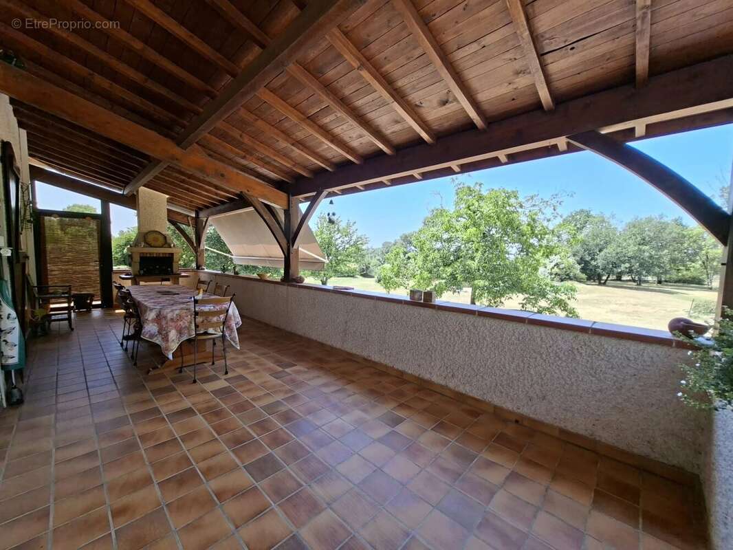 Maison 117 m² à Septfonds  - photo 2