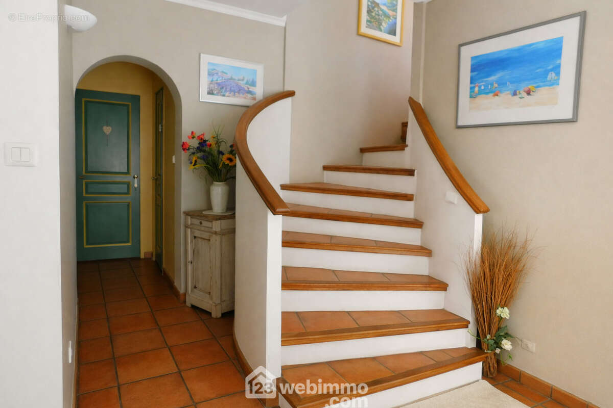 Maison 160 m² à Lorgues  - photo 24