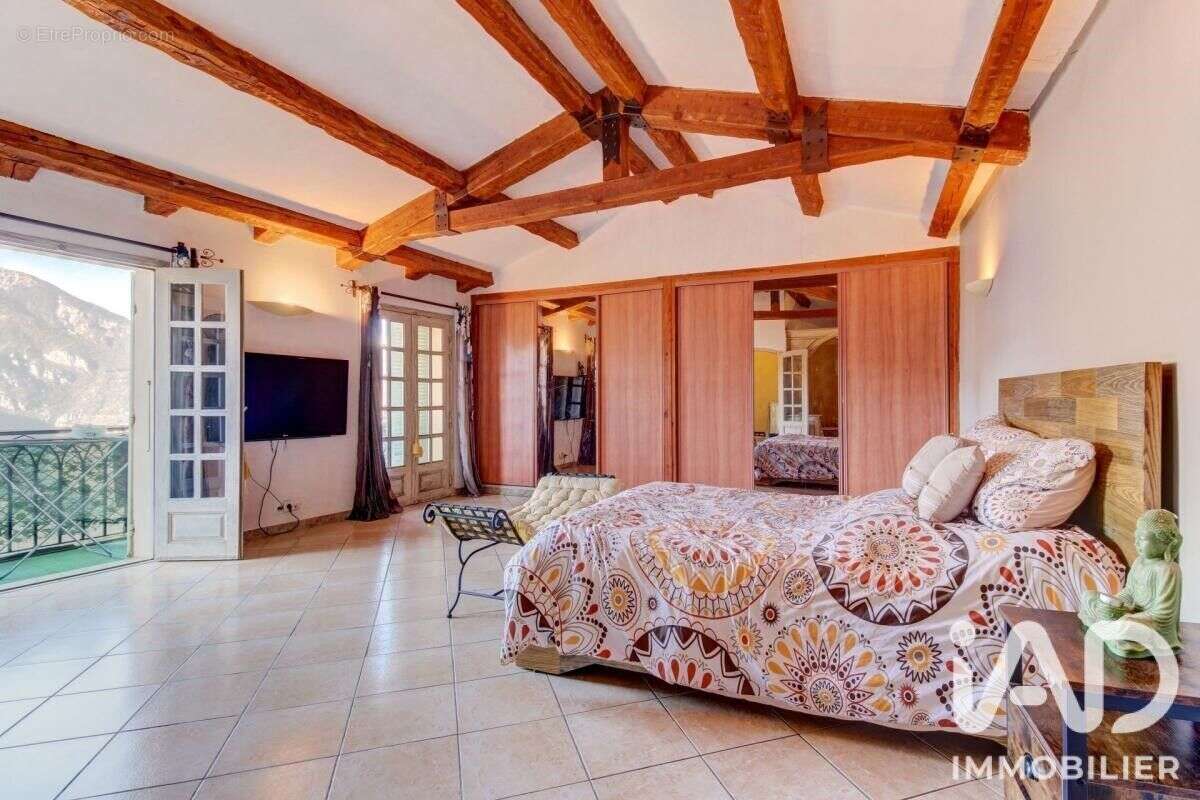 Maison 163 m² à Rimplas  - photo 8