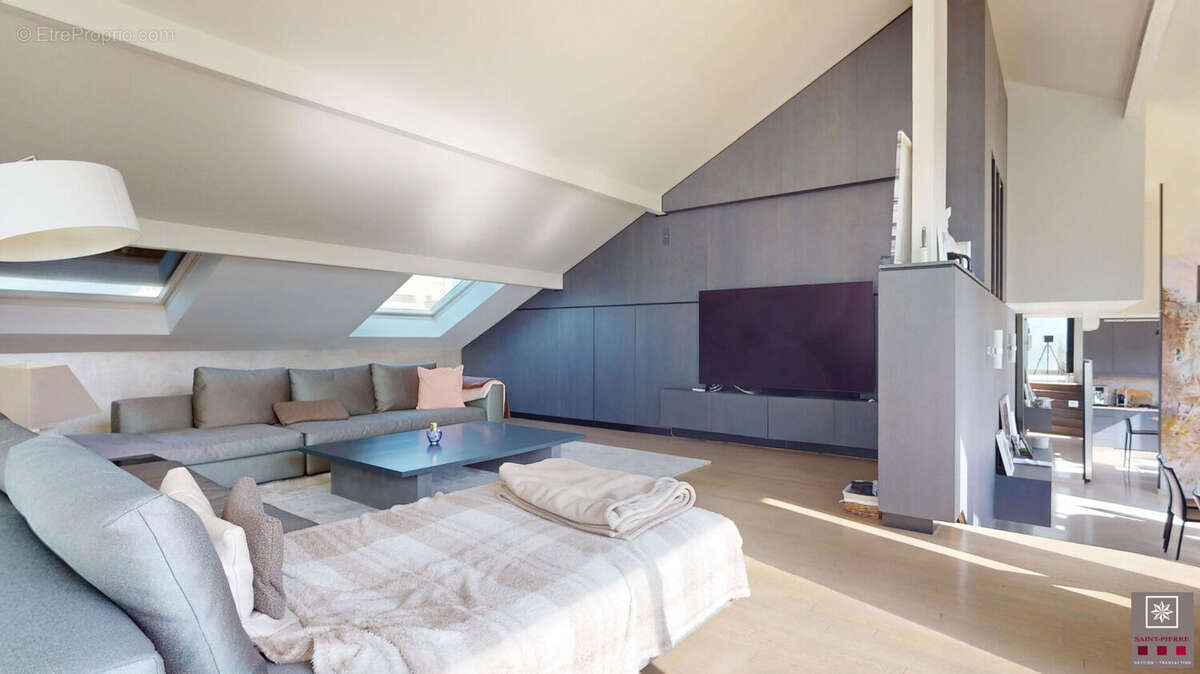 Appartement à LYON-8E
