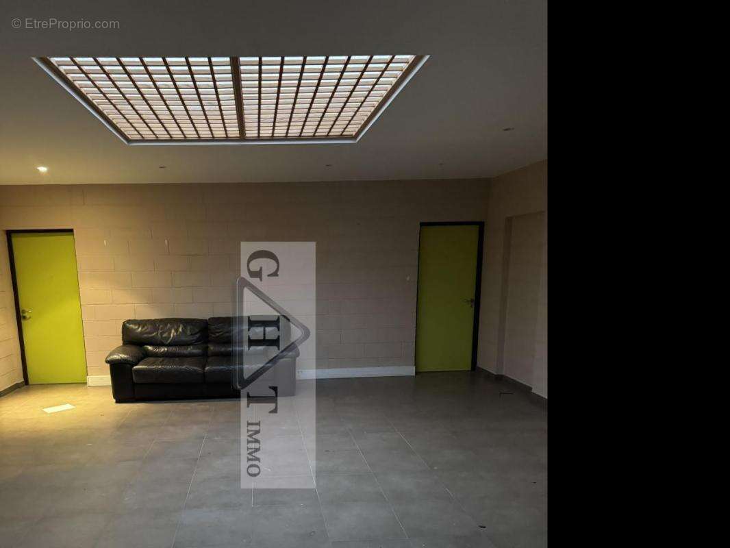 Terrain à BALLAINVILLIERS