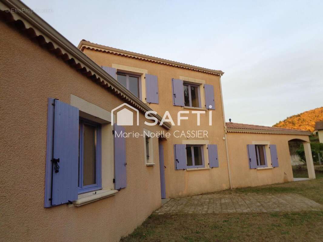 Maison 147 m² à Gilhoc-Sur-Ormeze  - photo 4