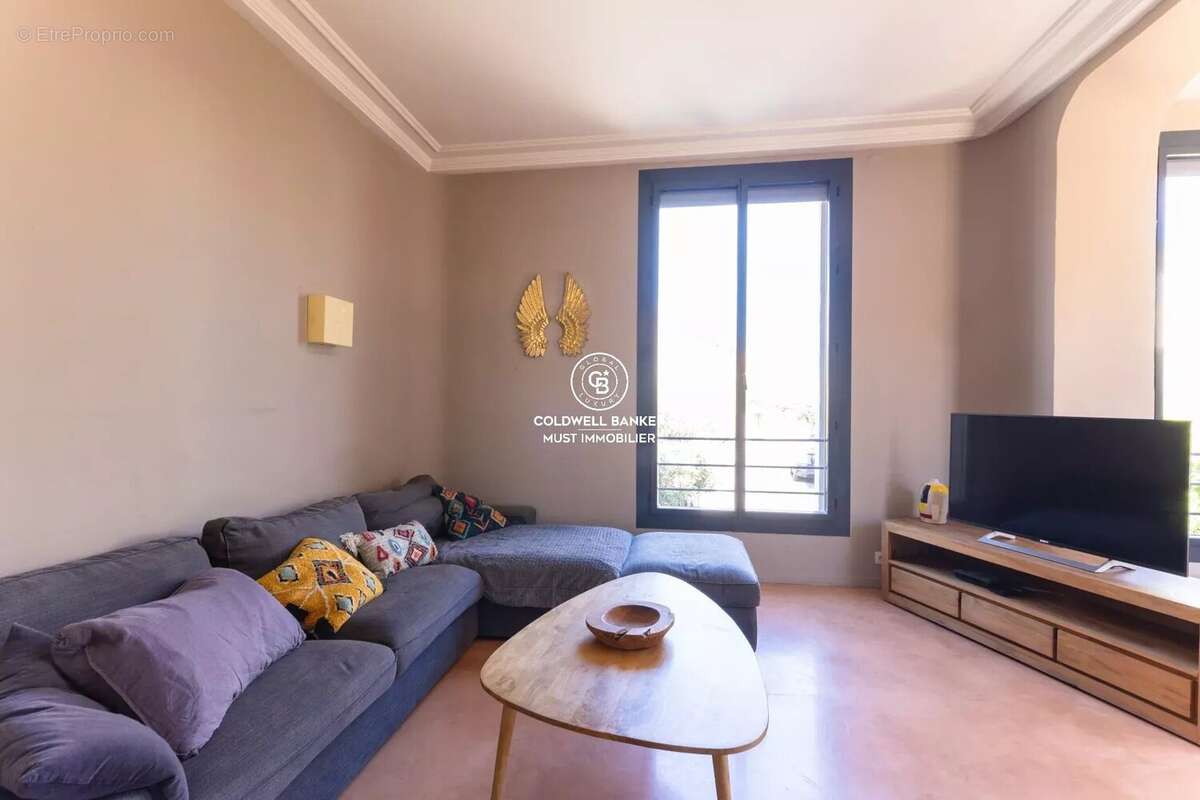 Maison de caractère avec piscine - TORREILLES - photo 10