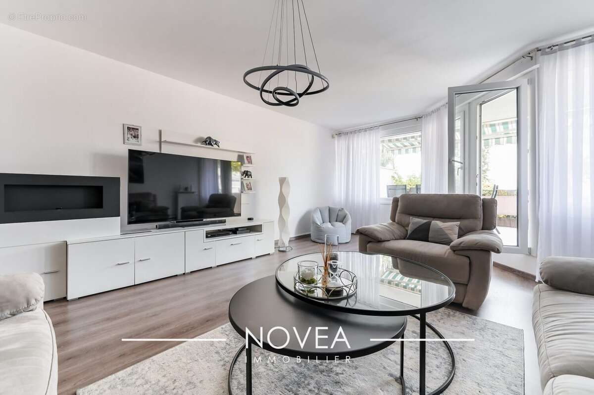 Appartement à VAULX-EN-VELIN