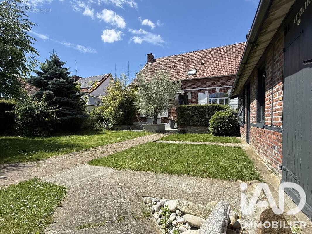 Photo 1 - Maison à ALLONVILLE