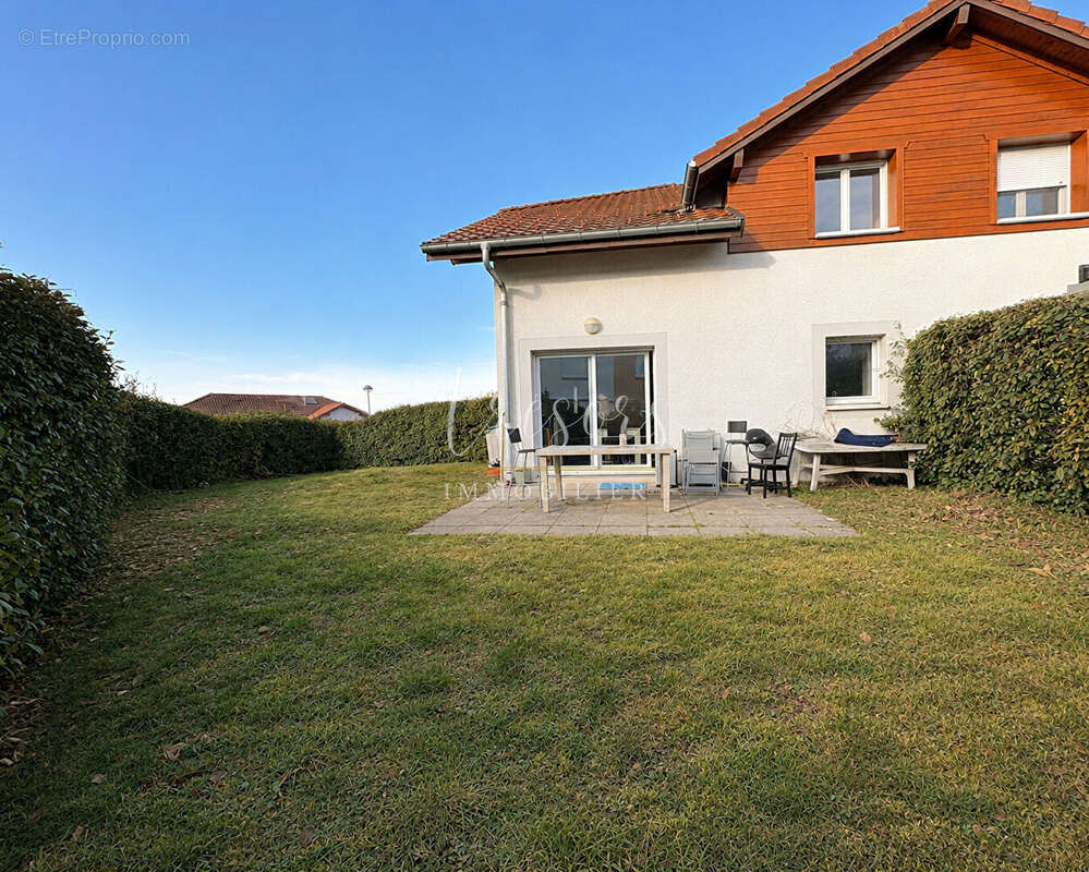 Annecy-Seynod appartement de 89 m2  en rez-de-jardin - photo 2