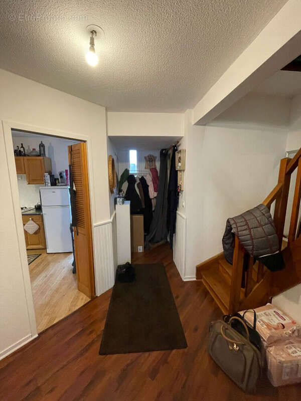 Appartement à SAINT-JEAN-DE-BRAYE