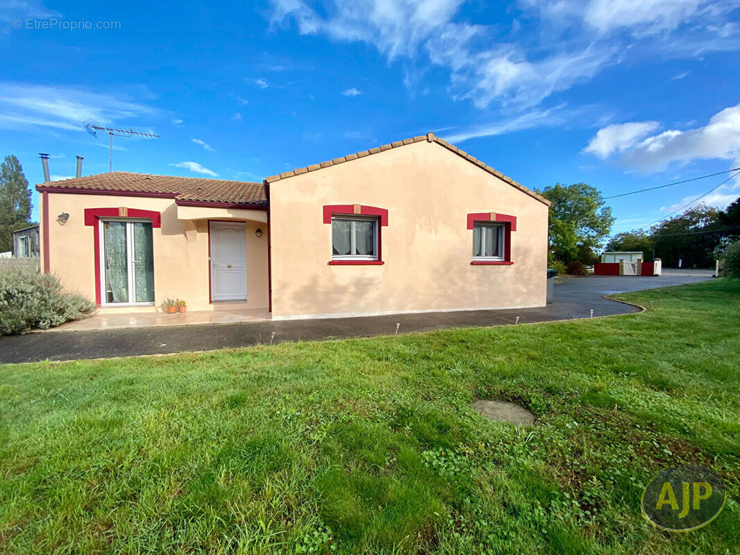 Maison à SAINTE-PAZANNE